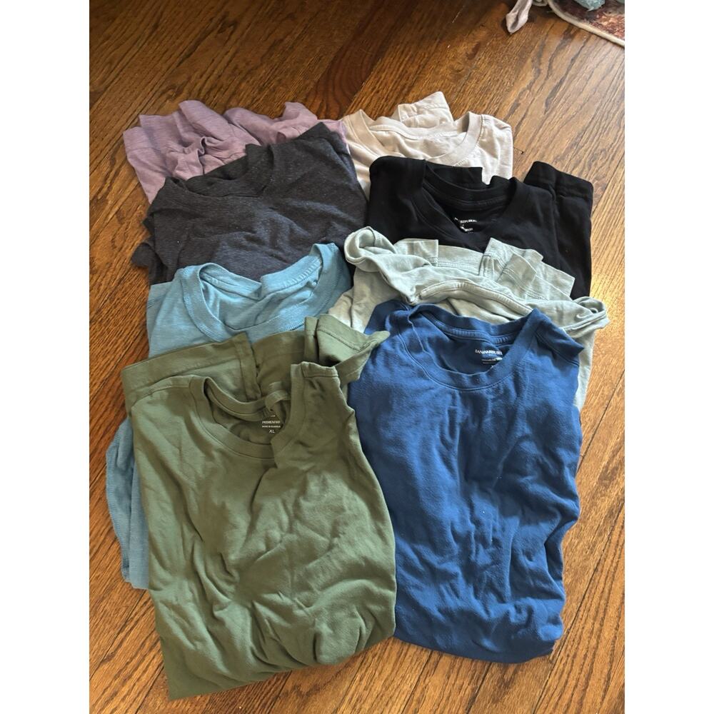 Banana Republic Men's Black Premium Wash & White Soft Wash Tees XL Set Of 8